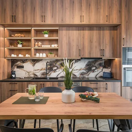아파트 Rokakis Home- 95 Sqm *