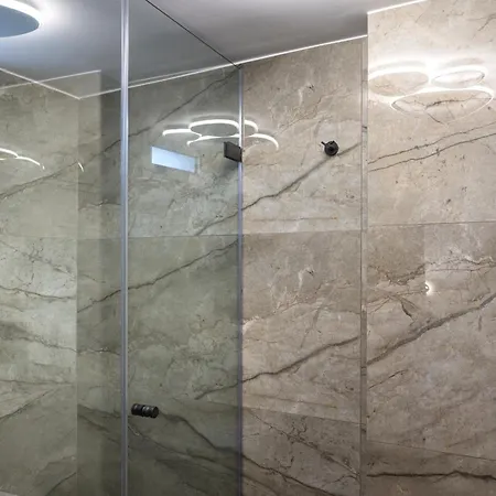 Rokakis Home- 95 Sqm 아파트 *