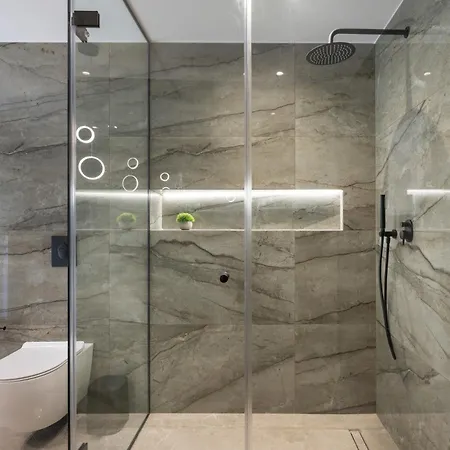 Rokakis Home- 95 Sqm